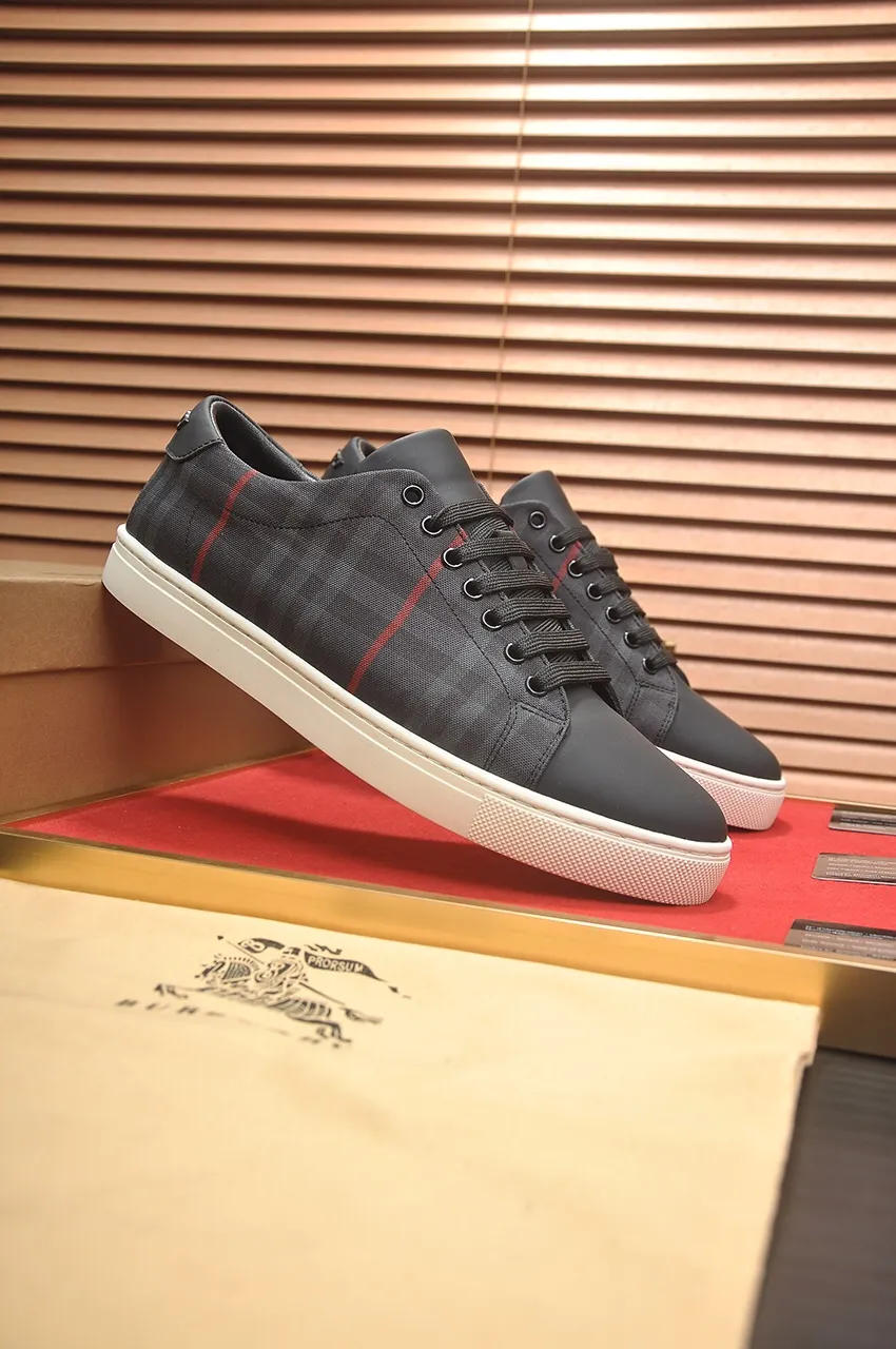 Men's shoes💰480💶[Burberry] (cowhide lining) classic low-top sneakers｜Imported cowhide with classic plaid fabric｜Cow leather lining｜Original outsole｜Fine workmanship and comfortable to wear Size: 38-44 (customized at 45)